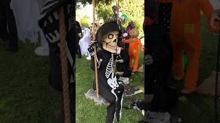 LIL SKELLY BONES WHAT IS GOING ON spirithalloween animatronic [upl. by Annola]