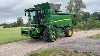 Köp Skördetröska John Deere T560i 25 fot på Klaravik [upl. by Aitnauq511]