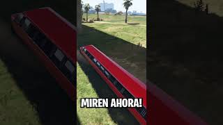 Cada vez que CHOCO mi LIMUSINA SE HACE MÁS LARGA en GTA 5 gta5 shorts [upl. by Archaimbaud491]