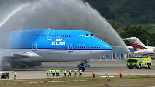 Last ever 747 takeoff from St Maarten [upl. by Owena]