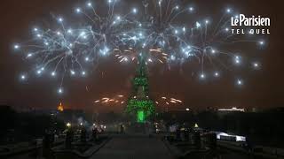 Le feu dartifice du 14 juillet sur la Tour Eiffel [upl. by Nelac]