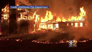 173YearOld Mansion Burns To Ground In Smithtown [upl. by Megen]