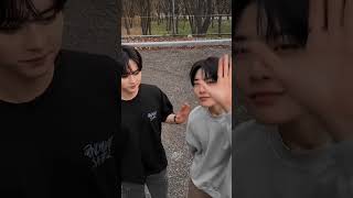 Jeongin ve Minho fancamKullanın kpop enhypenlyrics skz stay strakids skznoeasy StrayKids [upl. by Mw275]