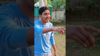 i phone আর i phoner চারজার🤨🤔😁 banglafunnyvideo amakeamarmotothaktedao funny [upl. by Hally]