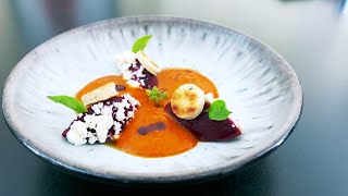 Chefkoch Vincent Kochshow 429 Roasted Tomato Soup  Beetroot  Feta [upl. by Emorej672]