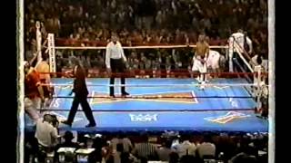 Julio Cesar Chavez vs Meldrick Taylor I [upl. by Tirrag64]