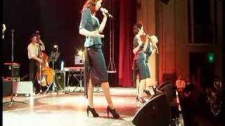 Puppini Sisters  i Will survive [upl. by Hitchcock]