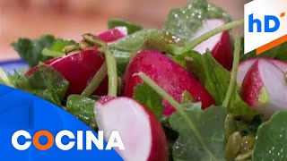 Receta para preparar ensalada de rábano y pepitas  hoyDía  Telemundo [upl. by Ilyse]