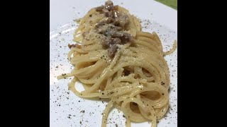 Pasta alla GRICIA ricetta gricia come fare la gricia con videoricetteinsieme [upl. by Annaya]