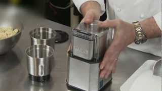 Waring Professional Spice Grinder Demo CD409 [upl. by Meehan]