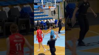 TRIPLAZO de RACHEL HOWARD del Ensino Lugo 64 VS Sedis Bàsquet 68 en la Jornada 4 de la LFE 2425 [upl. by Kokaras]