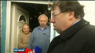 Brian Cowen visits Athlone  Parnell Sq Floods Nov 25 2009 [upl. by Ing]