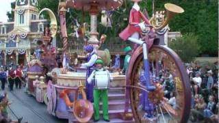 Mickeys Soundsational Parade Disneyland Labor Day 2011 [upl. by Yvan641]