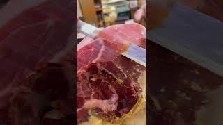 Italian style 😎🇮🇹 prosciutto prosciuttocrudo jamon madeinitaly ciboitaliano italianstyle [upl. by Sessler]