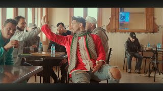 Houssainy  Bedelt Nemra Khokom Officiel Music Video [upl. by Llerrem]