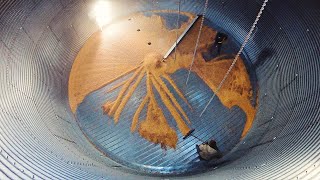 HOT Corn and a Broken Stirator  Emptying A Grain Bin [upl. by Maharg]