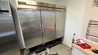 TRUE REACHIN COMMERCIAL REFRIGERATOR NOT WORKING [upl. by Alan]