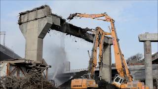 Démantèlement au coeur de léchangeur Turcot [upl. by Alemac990]