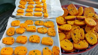 Chai k sath Jab kuch khane ka man kare toh banao bakery wale tooti frooti biscuits [upl. by Gniy601]