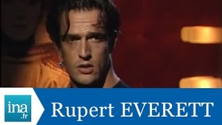 Rupert Everett répond à Rupert Everett  Archive INA [upl. by Anina]