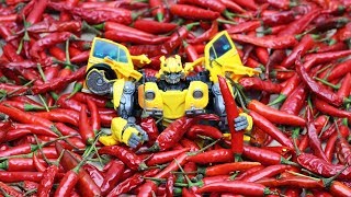 Transformers Chili Eating Contest Superhero Bumblebee vs Barricade Bonecrusher Stop motion Toys [upl. by Stiles544]