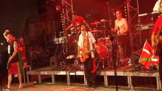 Manu Chao – Clandestino Live [upl. by Kenwrick]