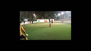 Atajada complicada abajo football soccer porteros atajadas youtubeshorts shorts foryou [upl. by Llennaj187]