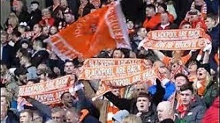 AMAZING BLACKPOOL FC FANS SING THEIR HEARTS OUT AT THEIR HISTORIC HOMECOMING  BLACKPOOL ARE BACK [upl. by Netsrijk]