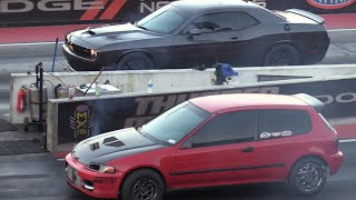 Honda Civic vs Hellcat  drag racing [upl. by Braden]