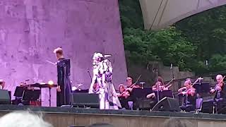 Björk quotHunter“ LIVE Waldbühne Berlin 17062022 [upl. by Marolda997]