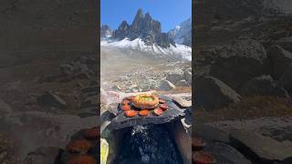 Dağda Simit Arasında Sucuklu Yumurta 🥚 Eggs with beef sausage between bagels on the mountain 🏔️ [upl. by Hazlip]