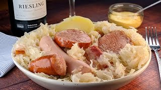 Le meilleur plat au chou  Recette Française  Choucroute garnie alsacienne [upl. by Ebag]