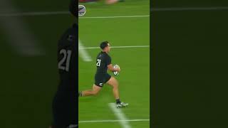 Amazing try from Kini Naholo allblacks rugby [upl. by Moonier466]