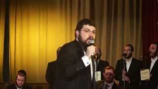 Benny Friedman and Yedidim Choir  Yesh Tikvah [upl. by Lerred25]