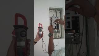 Como cambiar un punto de 220 V a 110 V en apartamento con tablero de multiples circuitos [upl. by Tanny315]