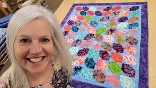 EASIEST BEGINNER QUILT EVER FREE PATTERN quotMini Petalsquot tutorial [upl. by Ursel]