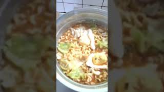 Kimchi Ramyeon shorts noodles kimchi 사랑스러워 instantnoodles kimjongkook [upl. by Ateuqram866]