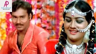 Mundhanai Mudichu Movie Scenes  Urvashi falls in love with Bhagyaraj  Andhi Varum song  Ilayaraja [upl. by Onitnevuj]