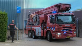 KAZEREALARMOMROEP Brandweer Tilburg rukt met spoed uit voor een woningbrand in Tilburg [upl. by Notsnarc]