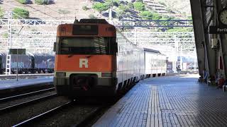 Renfe S447 R11 llegando a Portbou y saliendo para Cerbère [upl. by Aniger817]