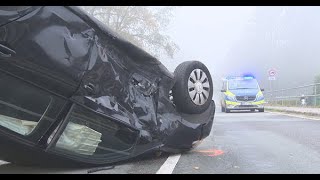 Unfall Emmerich mit Verletzten  Sichtbehinderung durch Schild und Nebel [upl. by Ahsram928]