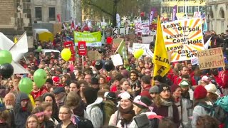 Kohle nein danke Tausende bei KlimaDemo in Bonn [upl. by Arvin]