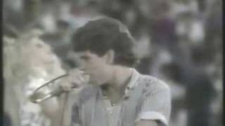 Thalia y Timbiriche  Soy Un Desastre En Vivo [upl. by Ailen]