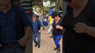 LOS PIRULINOS COCOTEROS suscribete baile sonsonate plazalibertad elsalvador diaspora shorts [upl. by Boigie]