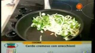 cerdo cremoso con orecchioni pt3 201109083gp [upl. by Akitahs697]