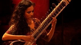 Anoushka Shankar  Si no puede verla  live [upl. by Niassuh113]