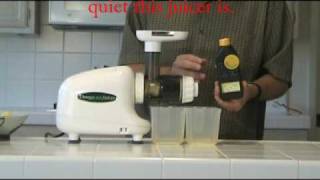 Best rated juicer  Omega 8003 juicer  easiest to use and fastest to clean  juicer review  Part 1 [upl. by Nonnad738]