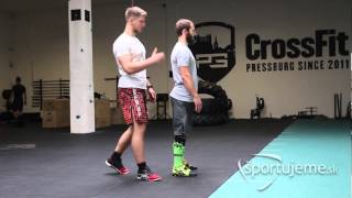 Drep  Air Squat  Príručka pre CrossFit 1 [upl. by Ravahs]