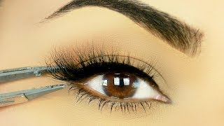 TRY THIS Easiest Way to Apply False Eyelashes [upl. by Nosniv461]