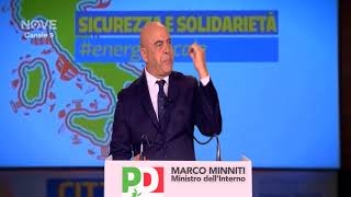 Maurizio Crozza imita Marco Minniti [upl. by Refinej765]